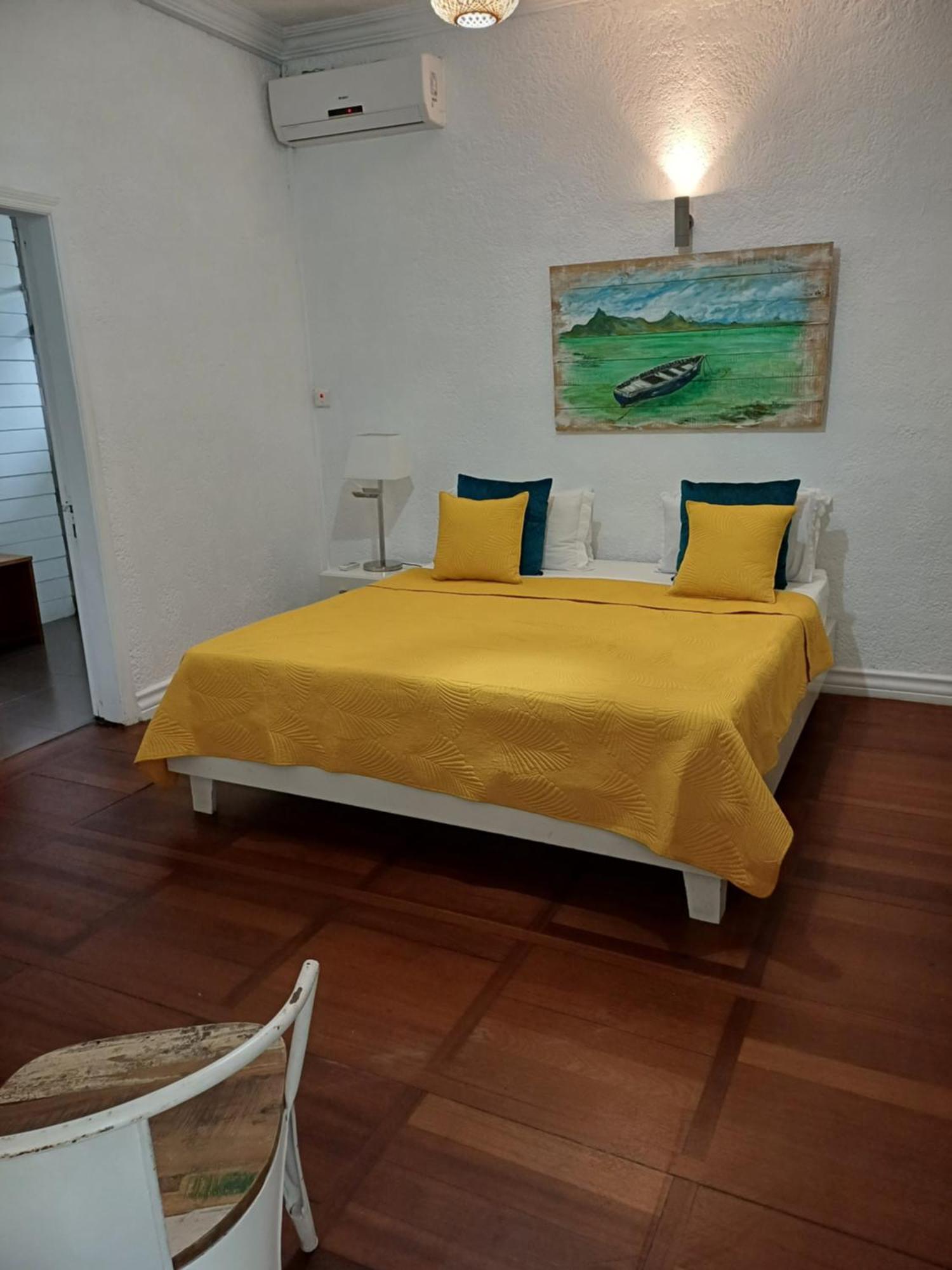 Explora Prestige Bed & Breakfast Blue Bay Ngoại thất bức ảnh