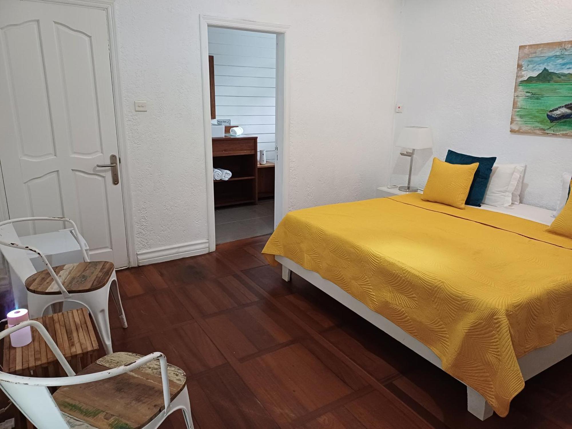 Explora Prestige Bed & Breakfast Blue Bay Ngoại thất bức ảnh